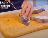 A picture of step 1 of Simmered Flounder (Karei no Nitsuke) Taught by the Local Fishmonger.