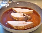 A picture of step 4 of Simmered Flounder (Karei no Nitsuke) Taught by the Local Fishmonger.