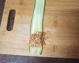 Foto del paso 5 de la receta: Canelones fríos de pepino rellenos de verduras y langostinos