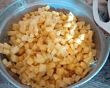 Foto del paso 1 de la receta: Tortilla de papa rellena de paleta y queso