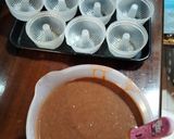 Foto langkah ke 5 dari resep Bolu kukus milo.