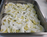 Foto del paso 3 de la receta: Muslos de pollo al horno con cerveza