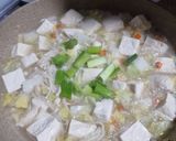 Foto langkah ke 5 dari resep Sup Tahu Rebus Jamur Enoki.
