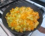 Foto del passaggio 4 della ricetta Gnocchi neri con fiori di zucca cotto noci e stracchino