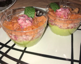 Foto del paso 5 de la receta: Vasitos de guacamole con salmón