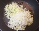 A picture of step 3 of American-Style Sloppy Joe Burger.