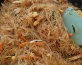 Foto langkah ke 4 dari resep Bihun goreng.