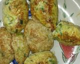 A picture of step 5 of Cabbage moi moi.