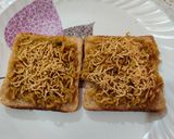 A picture of step 7 of Maggi Sandwich.