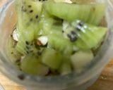 A picture of step 4 of Kiwi cream dessert 🍨.