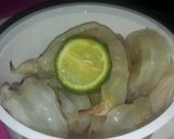 Foto langkah ke 1 dari resep Udang Asam Manis.