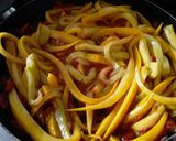 Foto del paso 3 de la receta: Espagueti🍝 de calabacín🥒amarillo💛 con albóndigas🍘🥫🍳🥕🌰 de atún!!!