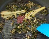 Foto langkah ke 3 dari resep Nasi Daun Jeruk & Kulit Ayam Krispi.