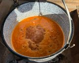 Szegedi halászlé vegyes halból szabadtűzön recept fázis 3 fotója