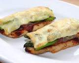 Zöld spárgás-sonkás csirkemell recept fázis 6 fotója