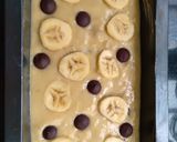 Foto langkah ke 8 dari resep Choco chip banana bread.