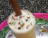 वनीला मिल्क शेक (vanilla milkshake recipe in Hindi) रेसिपी चरण 3 फोटो