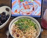 A picture of step 8 of Vietnamese Chicken Pho Salad (Phở Gà Trộn).