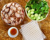 Hình bước làm 2 của món Bánh tráng cuốn thịt ram nước dừa