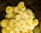A picture of step 1 of Banana smoothie🍌🍸.