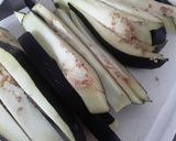 Foto del paso 1 de la receta: Bastones de Berenjena asados... con salsa de miel...😝😜😛