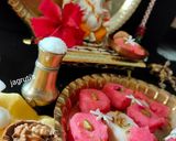 રોઝ વોલનટ કૉકનટ બરફી (Rose Walnut Coconut Barfi Recipe In Gujarati) રેસીપી સ્ટેપ4ફોટો