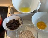 Foto del paso 1 de la receta: Pastel húmedo de almendras y chocolate sin harinas ni grasas añadidas