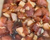 Foto langkah ke 1 dari resep Babi Kecap.
