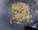 Foto langkah ke 4 dari resep Menu Utama : Kwetiau Goreng Sederhana.