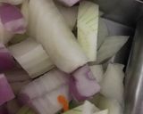 Foto del paso 2 de la receta: Sopa de auyama con pollo