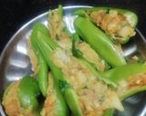 A picture of step 4 of Potato Stuffed Chilli Pepper.