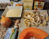 Foto del paso 1 de la receta: Risotto de calabaza y setas