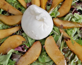 Foto del paso 6 de la receta: Ensalada de pera caramelizada y burrata
