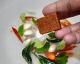 Gambar langkah 2 resipi Kuetiau Tomyam Seafood.