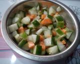 A picture of step 1 of Cucumber and Carrot Salad (Meditaranean).