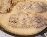 Foto del paso 7 de la receta: Pechugas rellenas con crema de chipotle