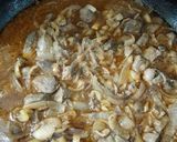 Foto del paso 2 de la receta: Hígado encebollado con Salsa Tipo Pisto