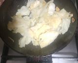 Foto del paso 1 de la receta: Col salteada con ajo
