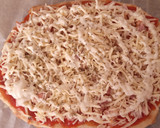 Foto del paso 3 de la receta: Pizza casera de atún y bacon