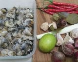 Foto langkah ke 1 dari resep 16. Kerang Macan Kuah Tomyum.
