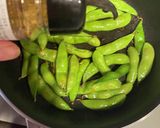 A picture of step 4 of Grilled Edamame with Horinishi Spice.
