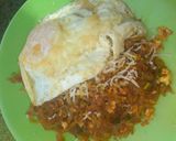 Foto langkah ke 8 dari resep Mie sagu goreng.