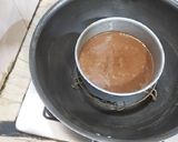 A picture of step 4 of Chocolate Sponge Cake.