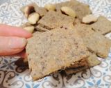 Фото кроку 4 до Крекеры 🍪полезные на цельнозерновой муке с орехами: пп печенье.