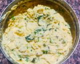A picture of step 2 of Fried dal vada.