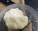 Foto del paso 2 de la receta: Dip de salmón con cheddar y alcaparras