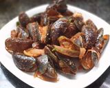 Foto langkah ke 4 dari resep Kerang Hijau Saus Tiram.