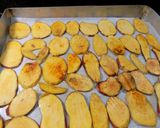 Foto del paso 5 de la receta: Chip de batatitas caseras al horno