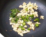 வால்நட் ஜவ்வரிசி கிச்சடி (Walnut javvarisi kichadi recipe in tamil) ரெசிபி ஸ்டேப் 3 புகைப்படம்