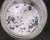 A picture of step 1 of Kiwi Chia Seeds Pudding.